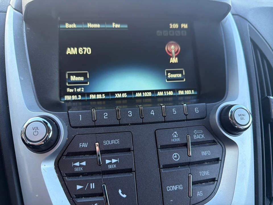 2017 Chevrolet Equinox - Image 17 of 21