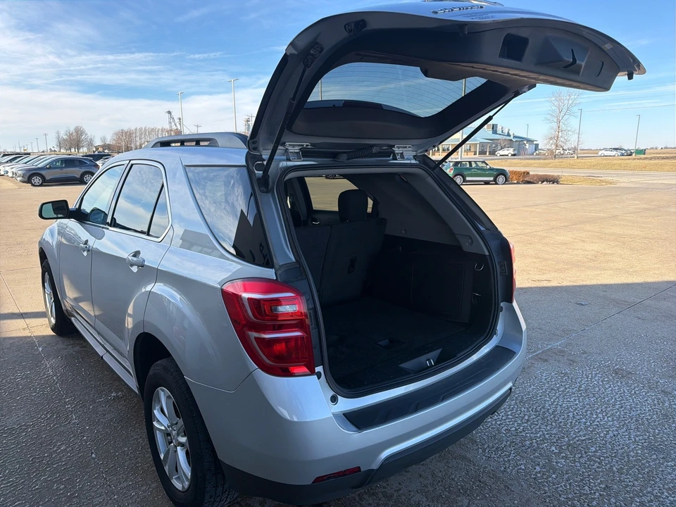 2017 Chevrolet Equinox - Image 11 of 21