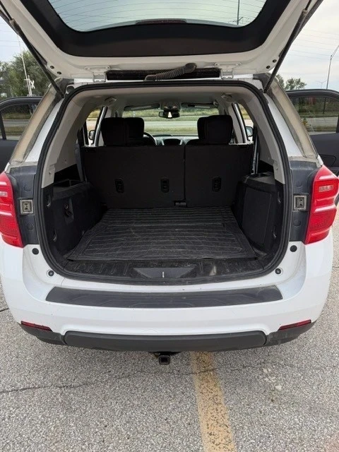2017 Chevrolet Equinox - Image 5 of 17