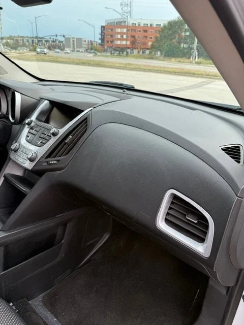 2017 Chevrolet Equinox - Image 11 of 17