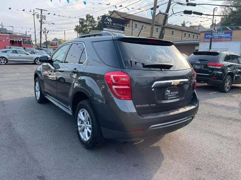 2017 Chevrolet Equinox - Image 11 of 12