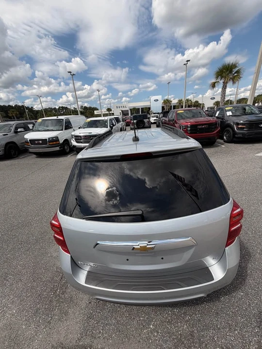 2017 Chevrolet Equinox - Image 4 of 13