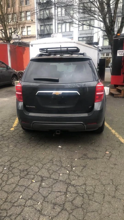 2017 Chevrolet Equinox - Image 2 of 3