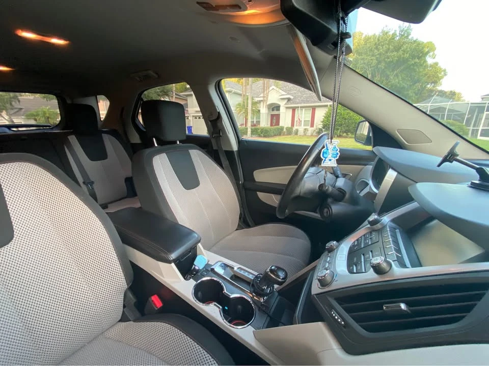 2017 Chevrolet Equinox - Image 6 of 18
