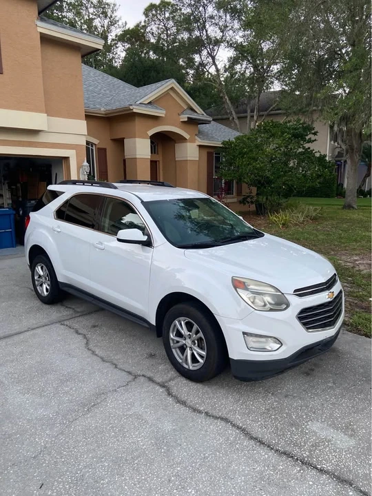 2017 Chevrolet Equinox - Image 2 of 18