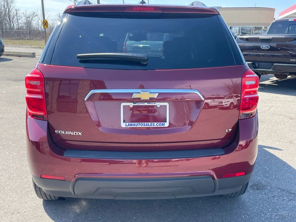 2017 Chevrolet Equinox - Image 6 of 21