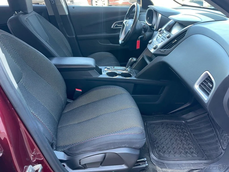 2017 Chevrolet Equinox - Image 19 of 21