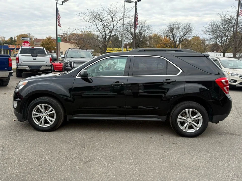 2017 Chevrolet Equinox - Image 8 of 12