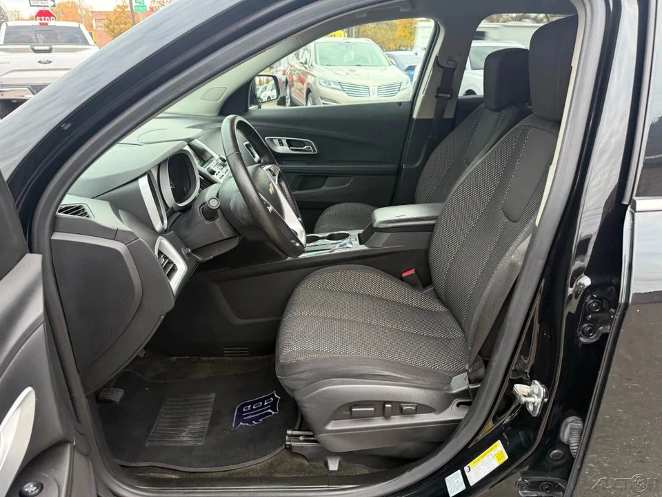 2017 Chevrolet Equinox - Image 14 of 21