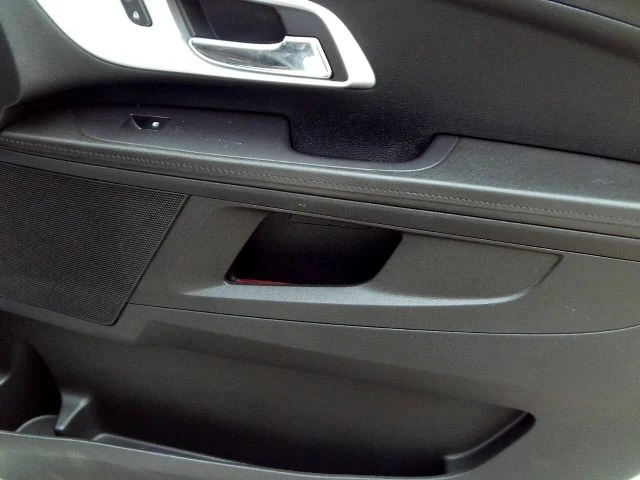2017 Chevrolet Equinox - Image 18 of 21