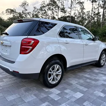 2017 Chevrolet Equinox LT Sport Utility 4D