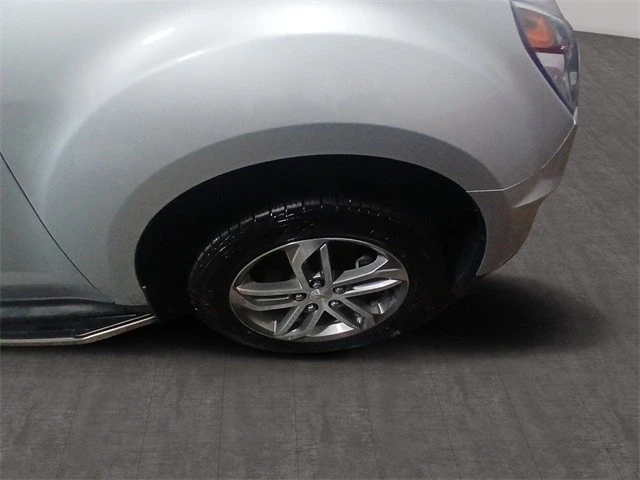 2017 Chevrolet Equinox - Image 10 of 21