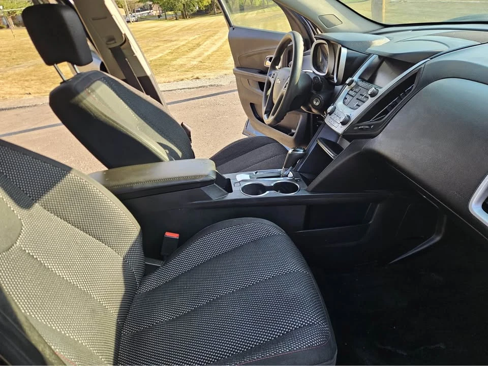 2017 Chevrolet Equinox - Image 10 of 18