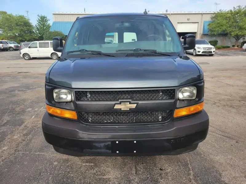 2017 Chevrolet Express - Image 3 of 31