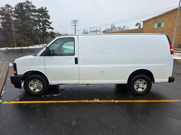 2017 Chevrolet Express - Image 3 of 8