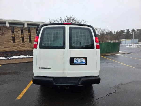 2017 Chevrolet Express - Image 4 of 8