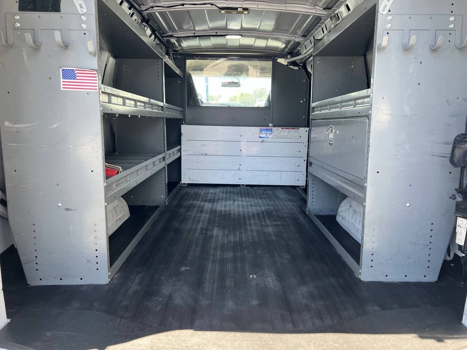 2017 Chevrolet Express - Image 11 of 21