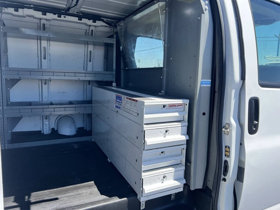 2017 Chevrolet Express - Image 6 of 21