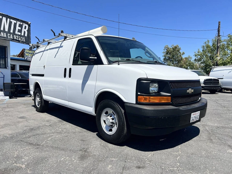 2017 Chevrolet Express - Image 3 of 21