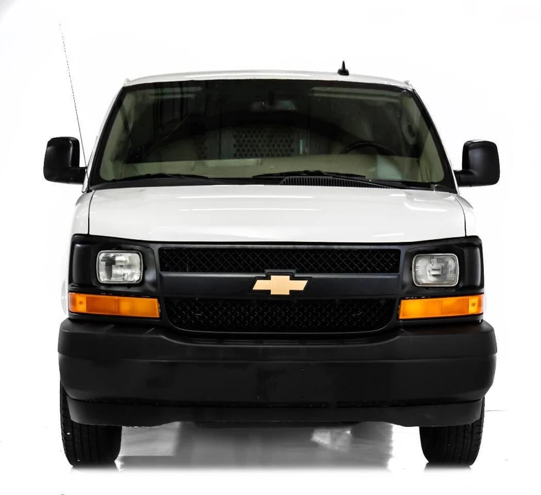 2017 Chevrolet Express - Image 8 of 21