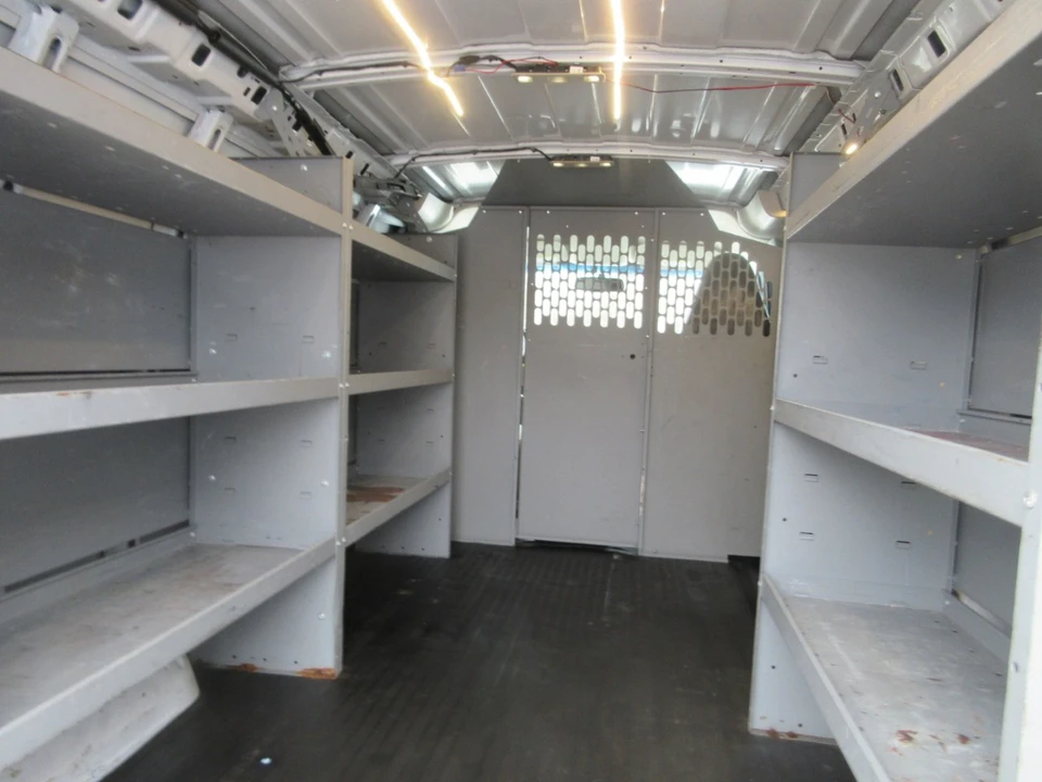 2017 Chevrolet Express - Image 20 of 21