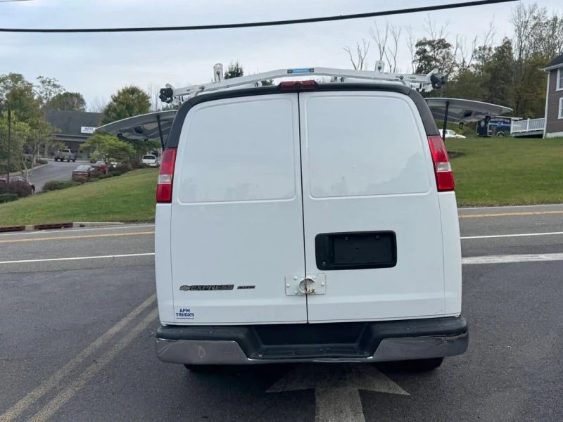 2017 Chevrolet Express - Image 9 of 12