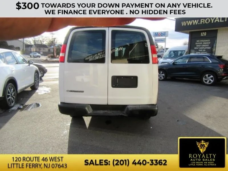 2017 Chevrolet Express - Image 12 of 12