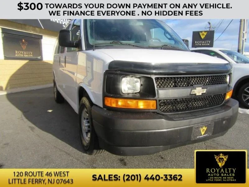 2017 Chevrolet Express - Image 6 of 12