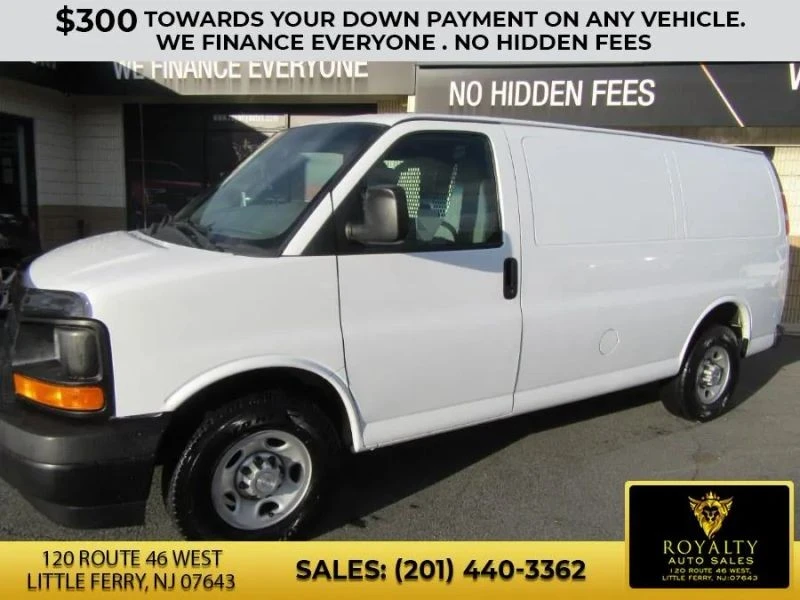 2017 Chevrolet Express - Image 8 of 12