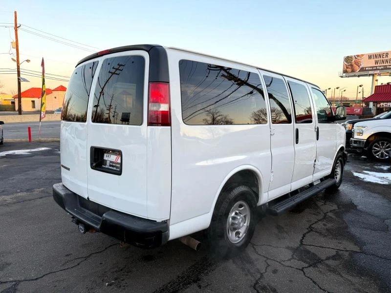 2017 Chevrolet Express - Image 8 of 12