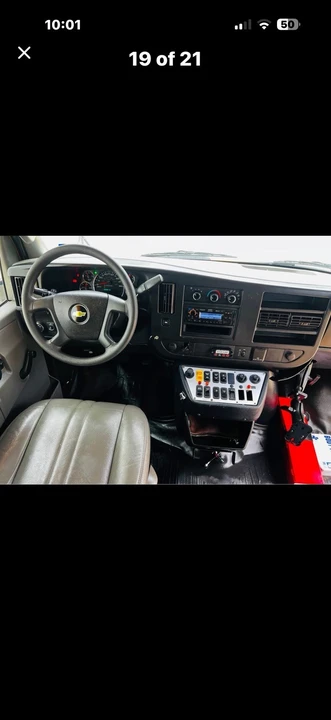 2017 Chevrolet Express - Image 18 of 20