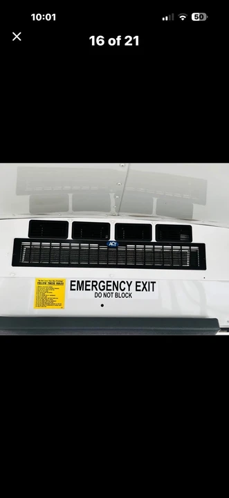 2017 Chevrolet Express - Image 15 of 20