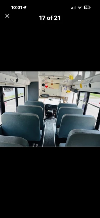 2017 Chevrolet Express - Image 16 of 20