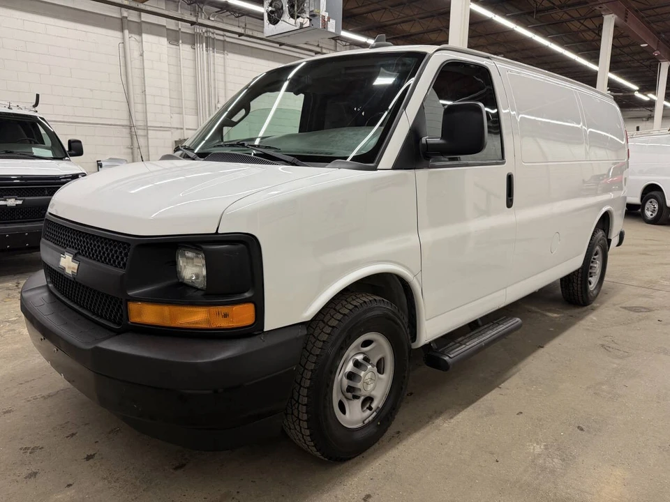 2017 Chevrolet Express - Image 2 of 21