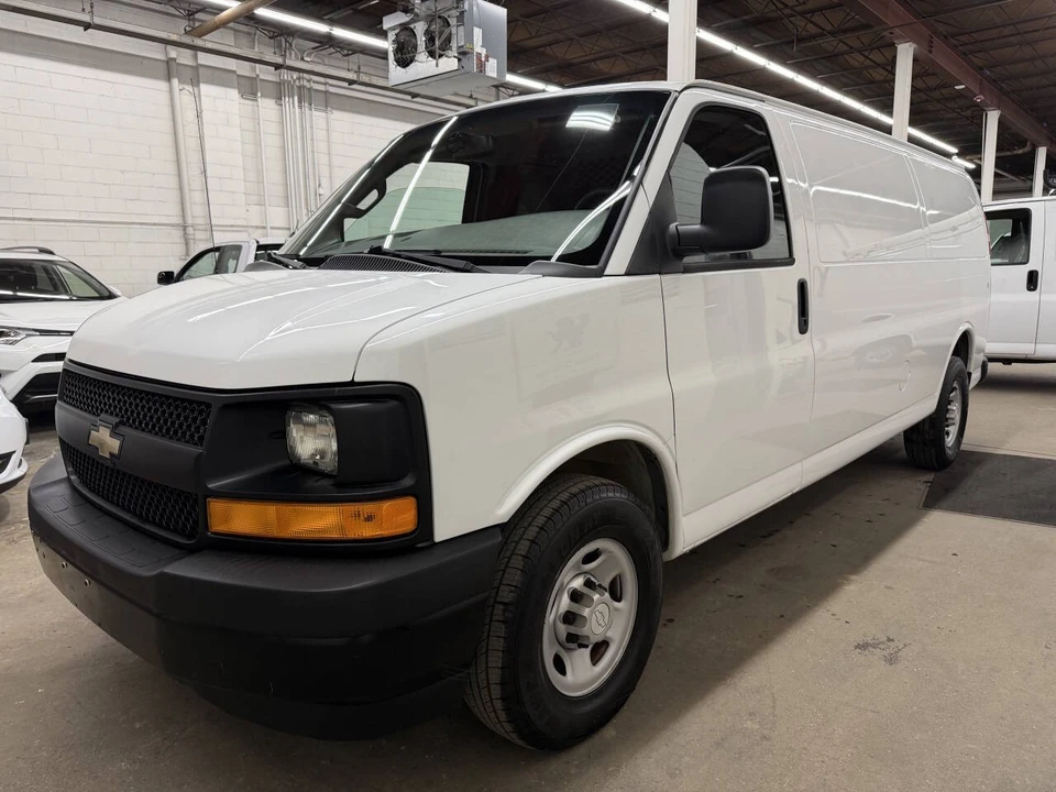 2017 Chevrolet Express - Image 3 of 21