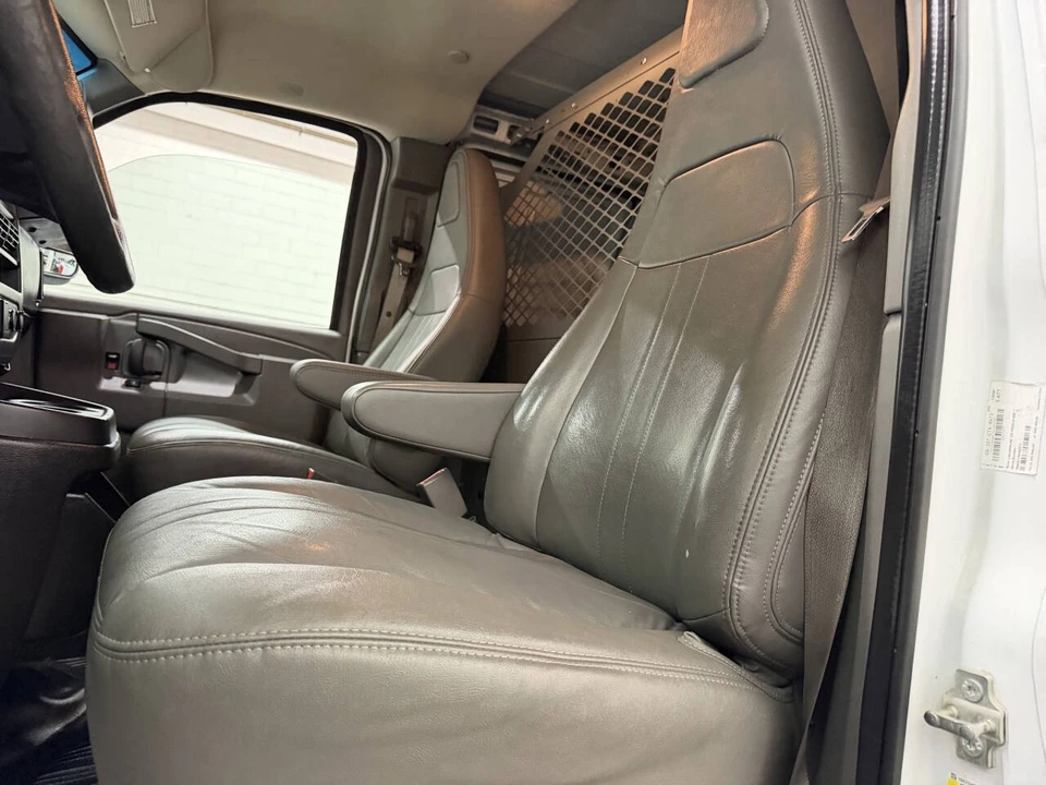 2017 Chevrolet Express - Image 8 of 21