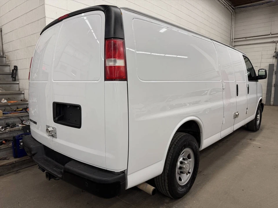 2017 Chevrolet Express - Image 2 of 12