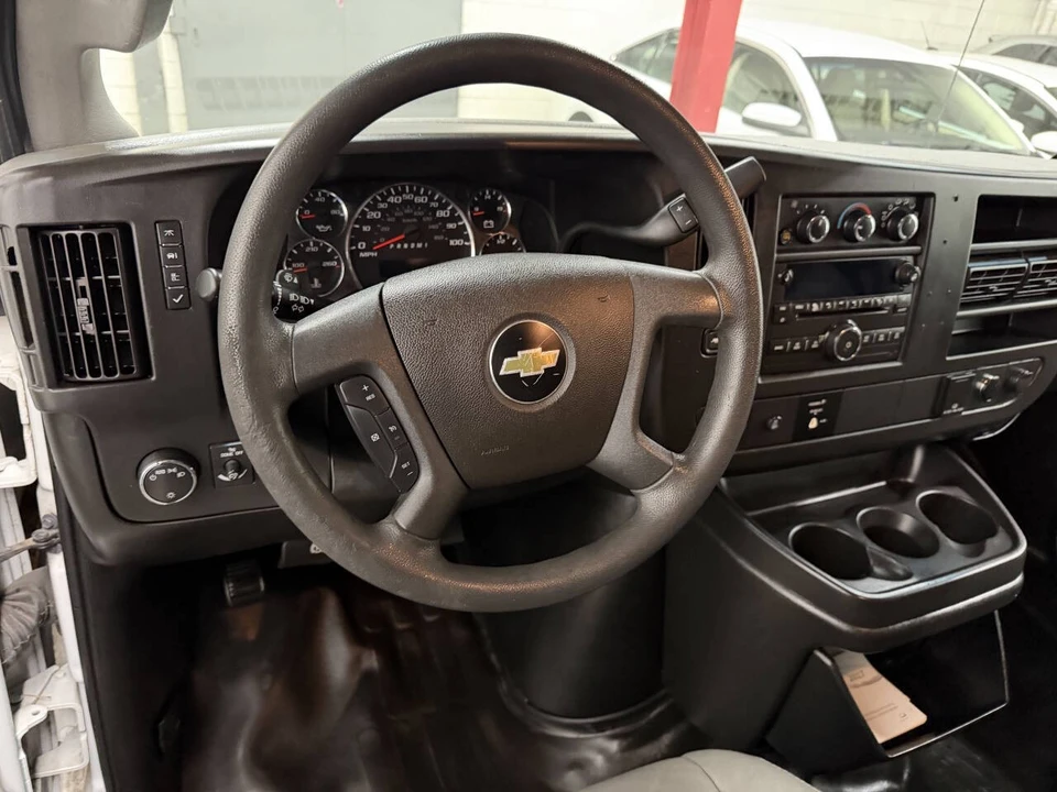 2017 Chevrolet Express - Image 9 of 21