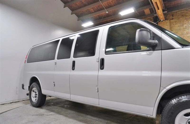 2017 Chevrolet Express - Image 9 of 21