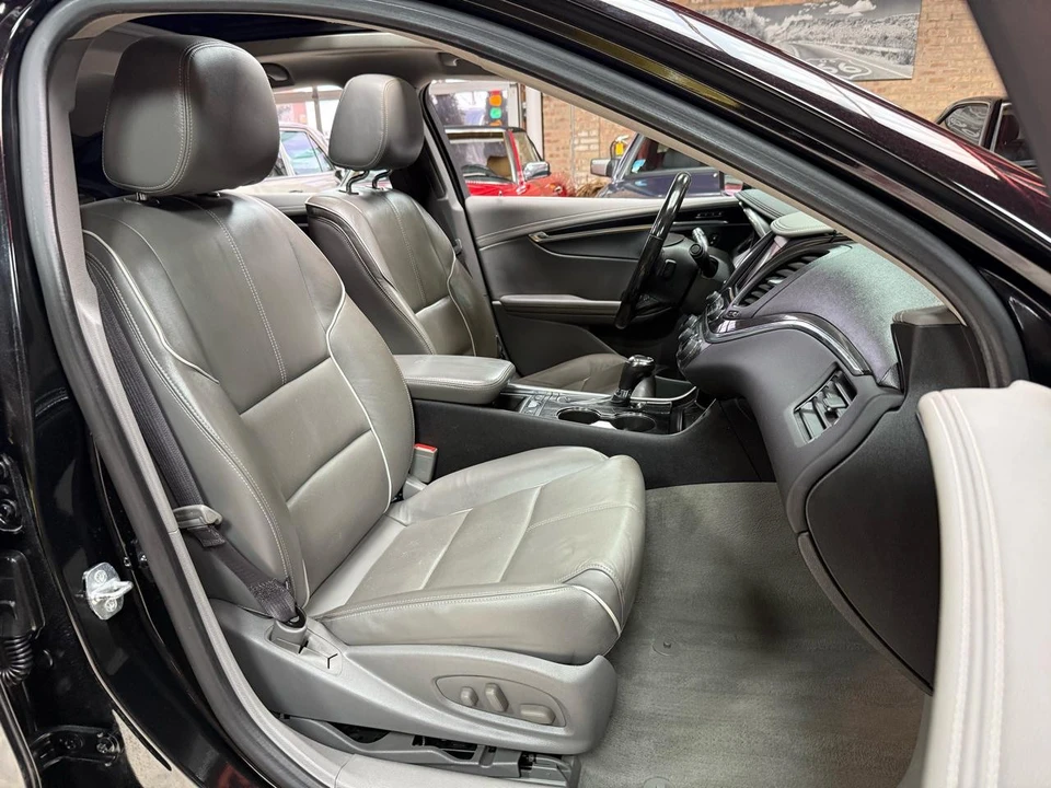 2017 Chevrolet Impala 10th Gen - Image 26 of 31