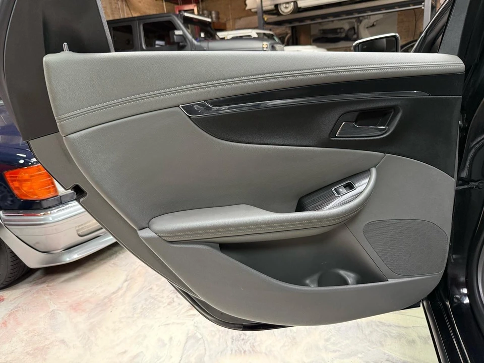 2017 Chevrolet Impala 10th Gen - Image 30 of 31