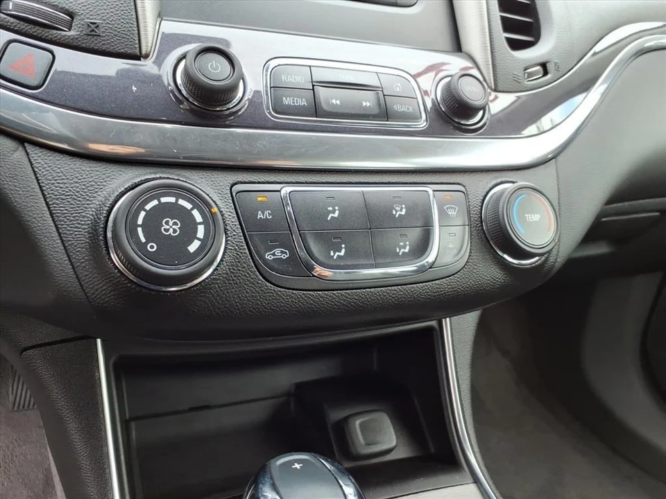 2017 Chevrolet Impala 10th Gen - Image 17 of 21