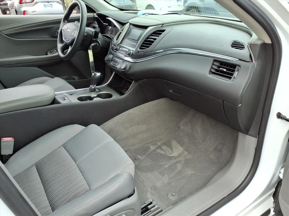 2017 Chevrolet Impala 10th Gen - Image 14 of 21