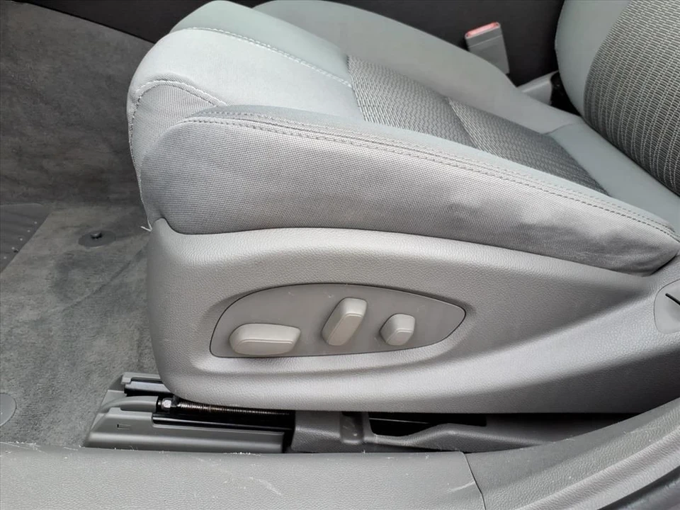 2017 Chevrolet Impala 10th Gen - Image 10 of 21