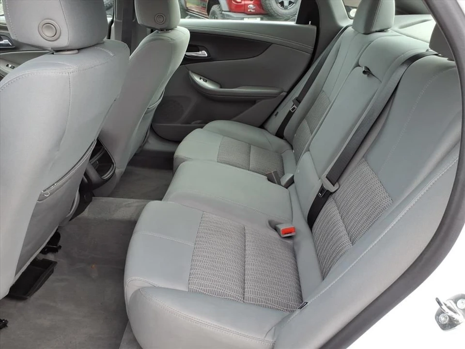 2017 Chevrolet Impala 10th Gen - Image 11 of 12