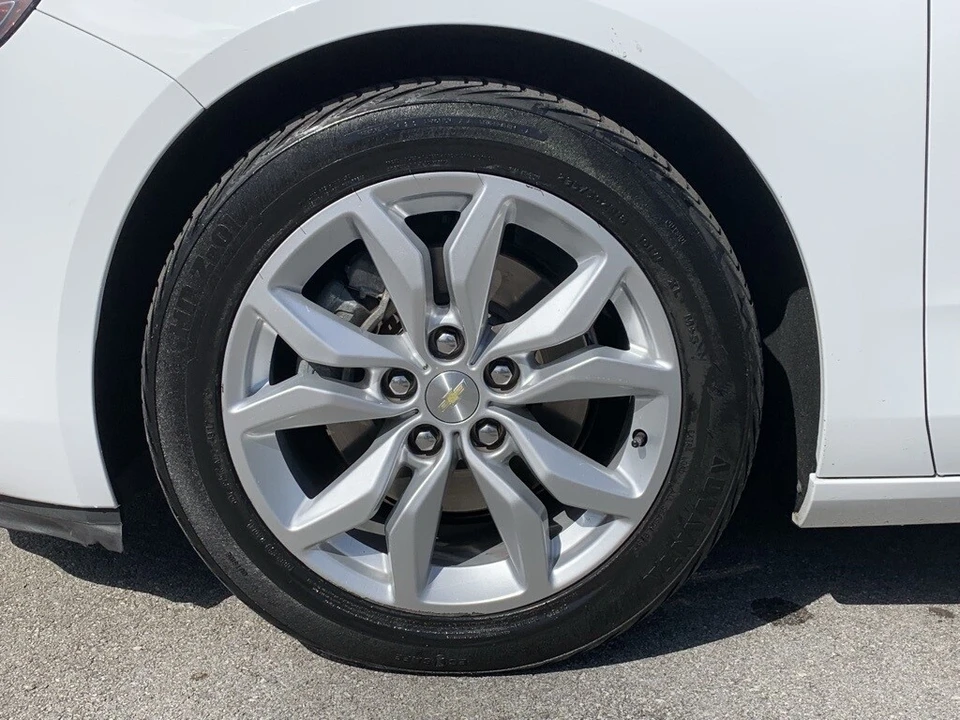 2017 Chevrolet Impala 10th Gen - Image 9 of 12