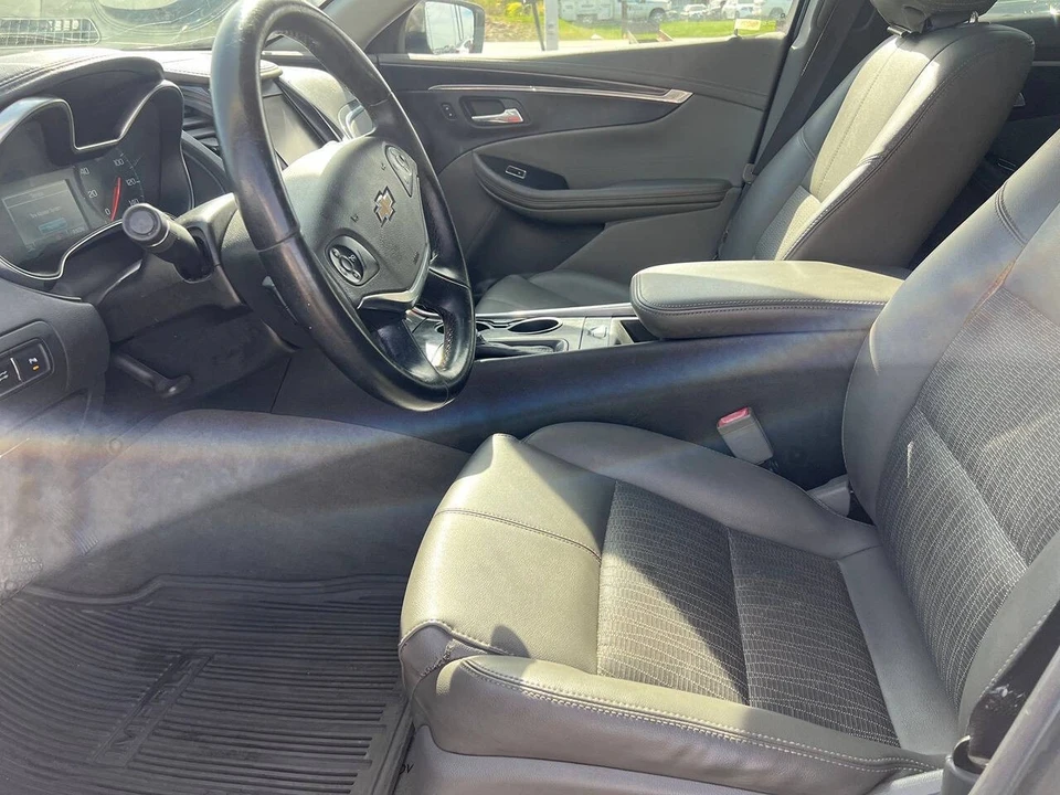 2017 Chevrolet Impala 10th Gen - Image 10 of 12