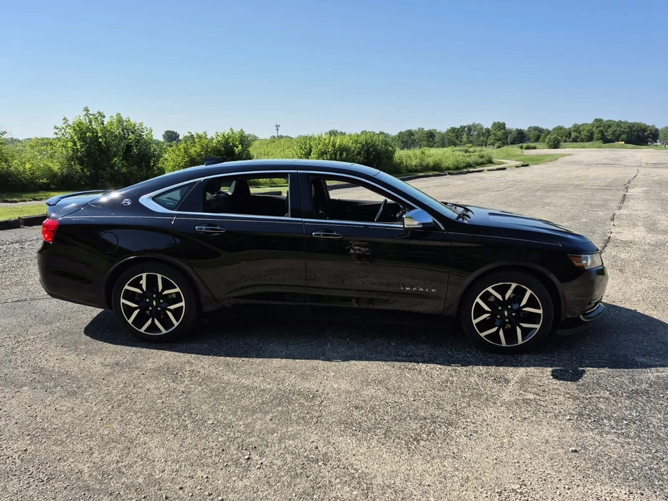 2017 Chevrolet Impala 10th Gen - Image 2 of 21