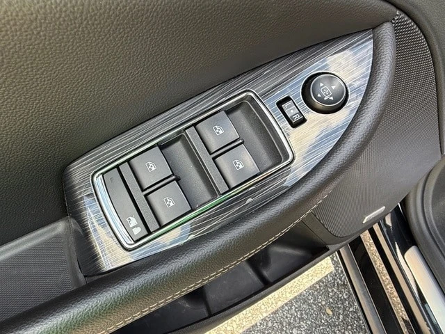 2017 Chevrolet Impala 10th Gen - Image 13 of 31