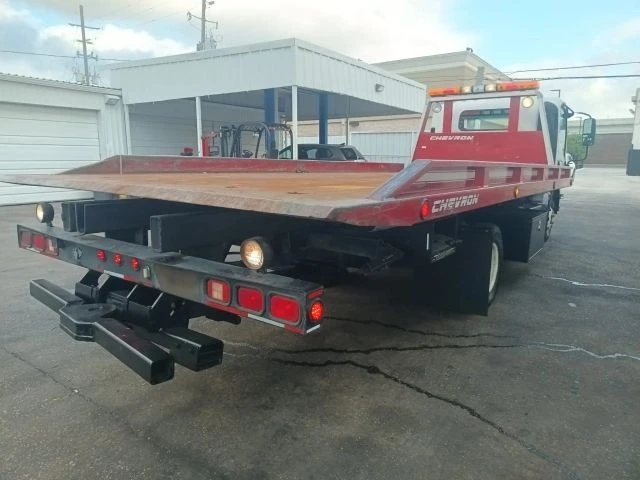 2017 Chevrolet Kodiak - Image 11 of 17